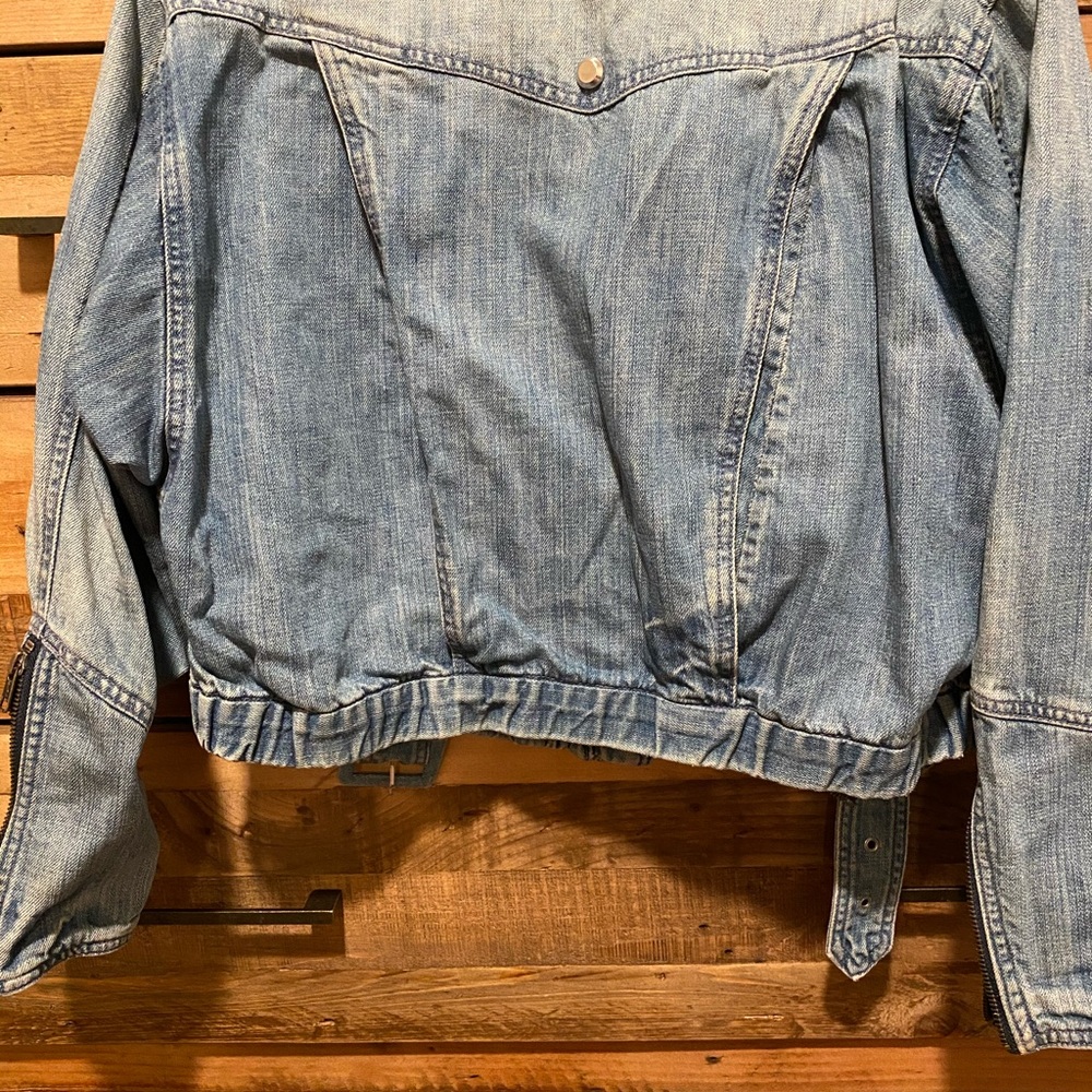Jean jacket with silver studs - Picture 2 of 2
